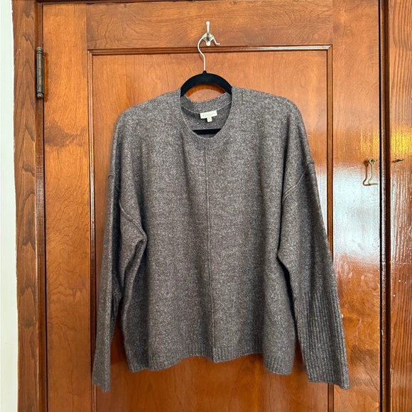 Legendary Outfitters - Crewneck Sweater - XXL - Picture 3 of 4